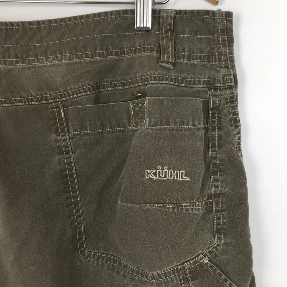 Kuhl Mens Cargo Shorts Green Taupe Size 38